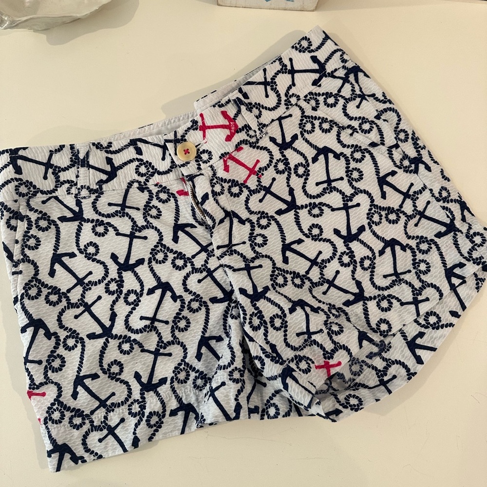 Lilly Pulitzer shorts size 6 EUC